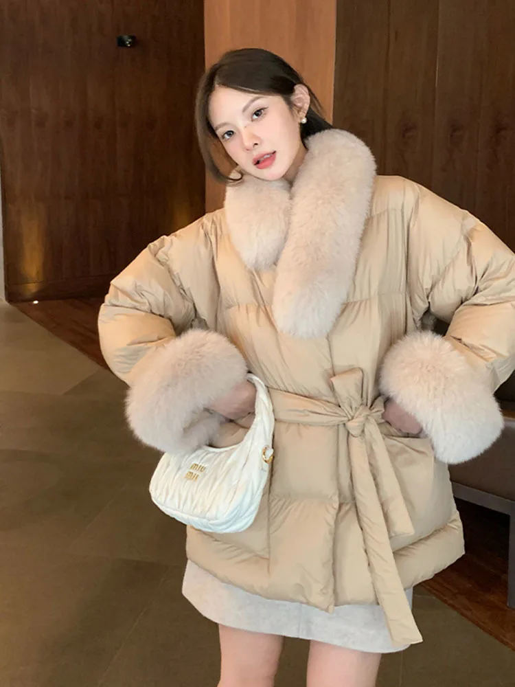 Lady Luxury Big Real Fox Fur Collar Down Coat with Belt Women Winter Fluffy White Duck Down Puffer Jacket