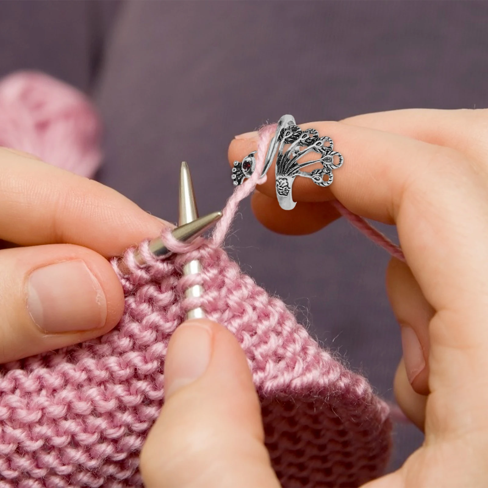 

8pcs Retro Peacock Knitting Crochet Loop Tools Metal Finger Rings Thimble Yarn Sewing Accessories Practical Portable Wool Aids