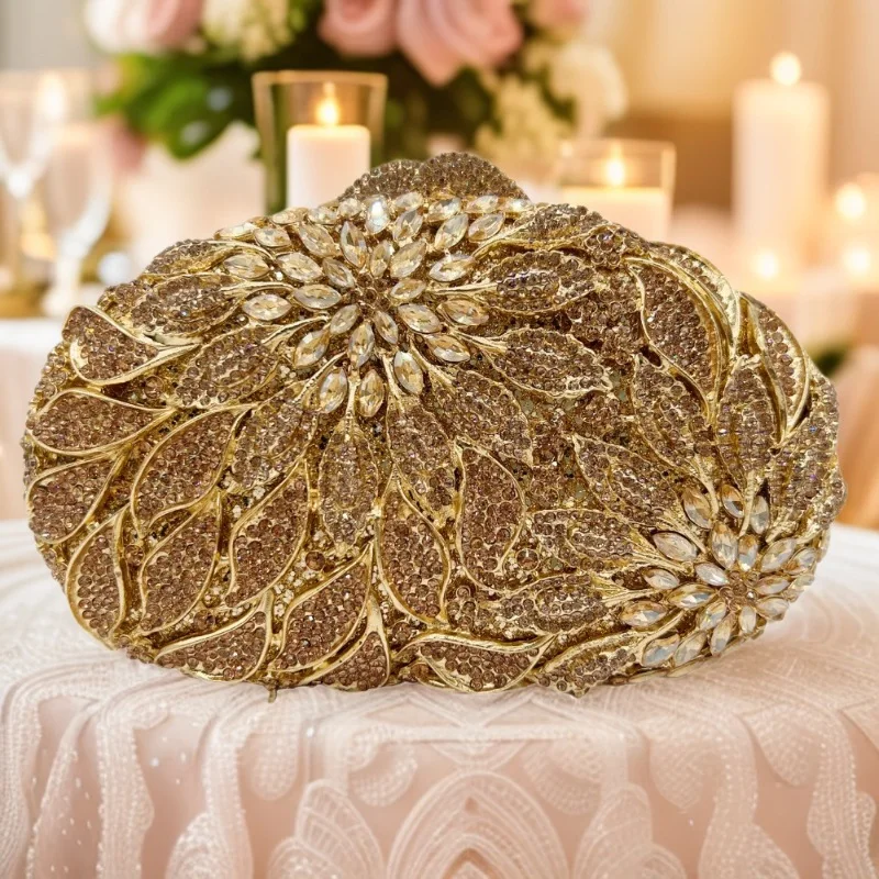 

Hollow Out Rhinestone Clutch Bag for Women, Sparkling Evening Bag for Party Prom Wedding, Luxury Diamond Handbag with Detachable