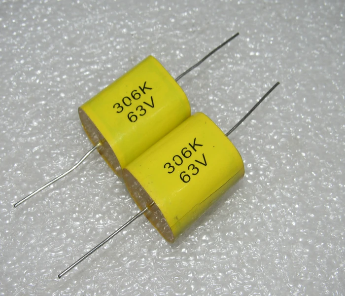 10PCS/Taiwan 306K 63V 30UF Axial copper foot subwoofer frequency division film capacitor