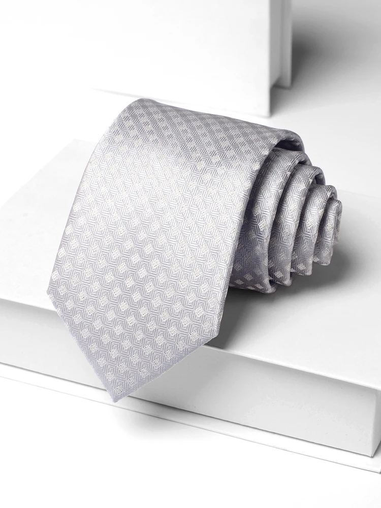 

High Quality Silver Checkered Pattern Necktie Men's Formal Shirt Accessories Business Banquet 8CM Wide Handmade Knotted Cravat