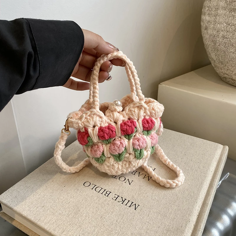 

Тканевые сумки на ремне с цветами, осенние новые полые брендовые сумки 2025 года для женщин, красивые милые универсальные женские сумки