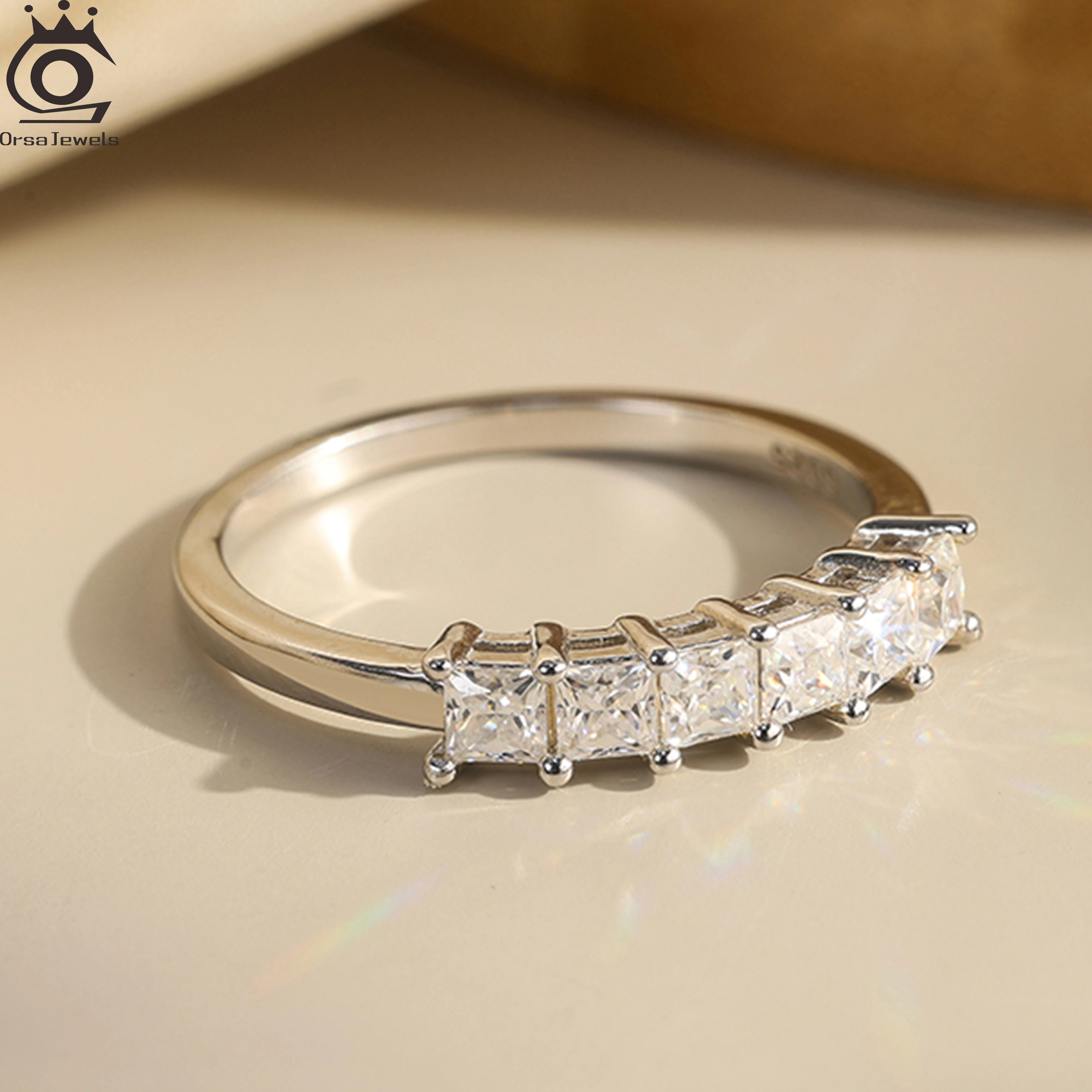 

ORSA JEWELS 925 Sterling Silver Square Cut Moissanite Diamond Ring for Women Eternity Band Ring Anniversary Fine Jewelry MOR13
