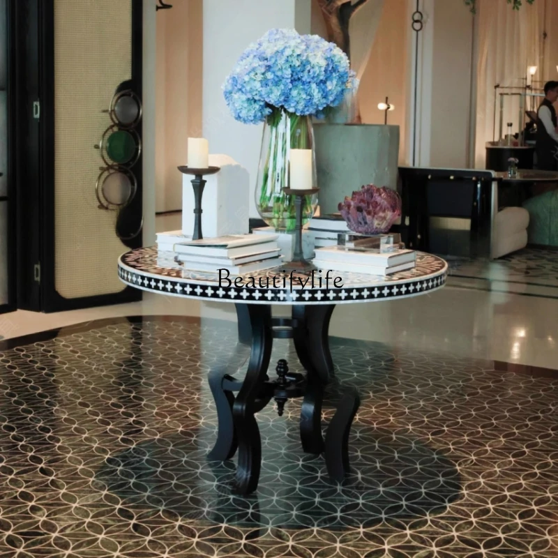 

French hand-painted table setting corridor entrance dining table retro light luxury round table