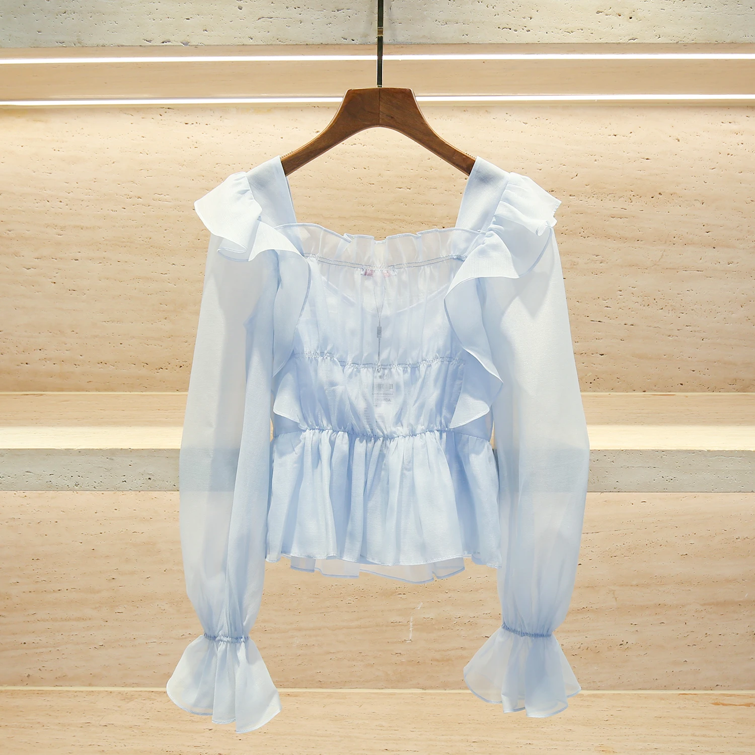 프렌치 스타일 루즈핏 여성 셔츠 봄 시즌 스퀘어 넥 골드 스커트 슬리브 쉬폰 탑 버터플라이 매듭 긴팔 숏 기장