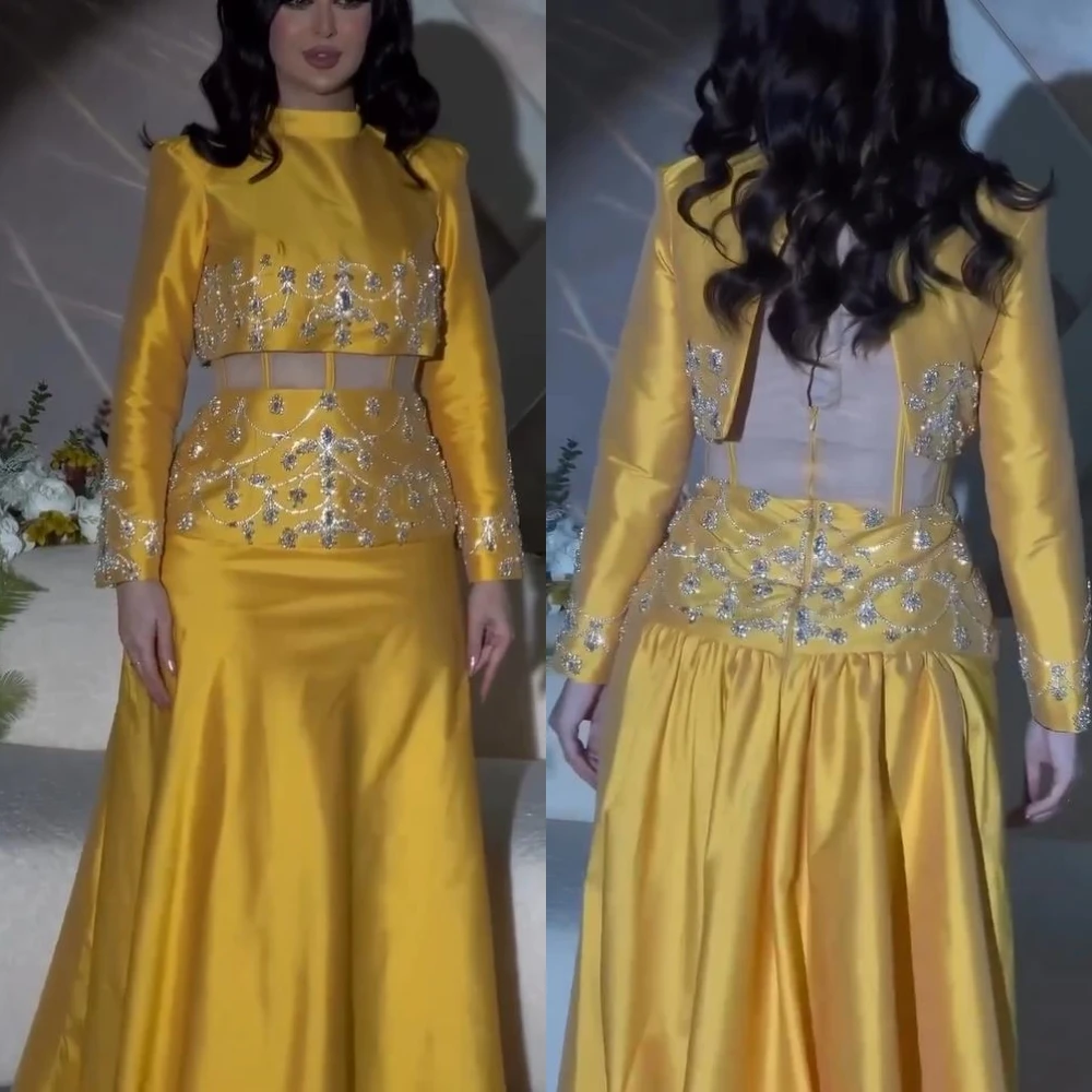 Yipeisha gaun acara Bespoke Satin manik-manik A-line kerah tinggi Formal malam gaya Modern yang indah