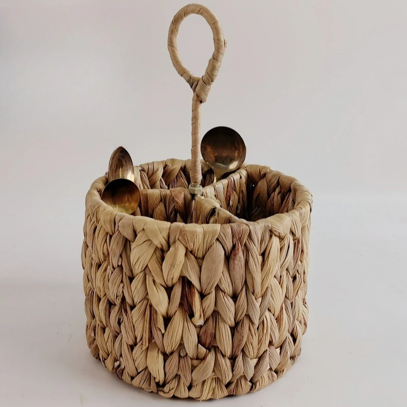 Storage Basket Water Hyacinth Grass Hand-woven Round Knife and Fork Basket Portable Small Flower Basket Storage Basket Organizer
