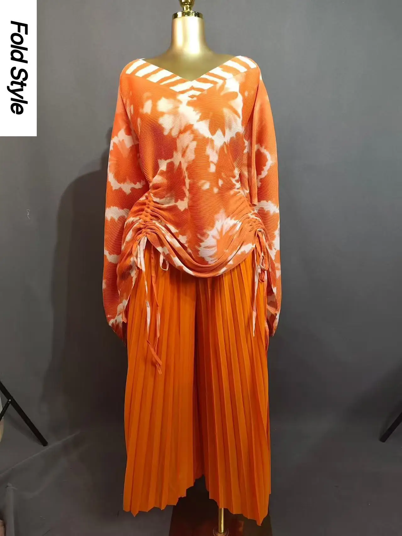 

2026 Summer New Pleated Bat Sleeve Printing Loose Drawstring Fashion Wide-leg Pants Two-piece Set Women's Clothing
