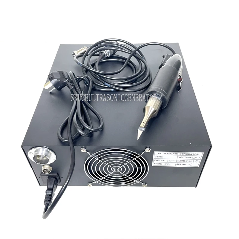 شفرة محمولة 35 كيلو هرتز سهلة التشغيل 300 وات سكين الموجات فوق الصوتية لقطع البلاستيك بالموجات فوق الصوتية