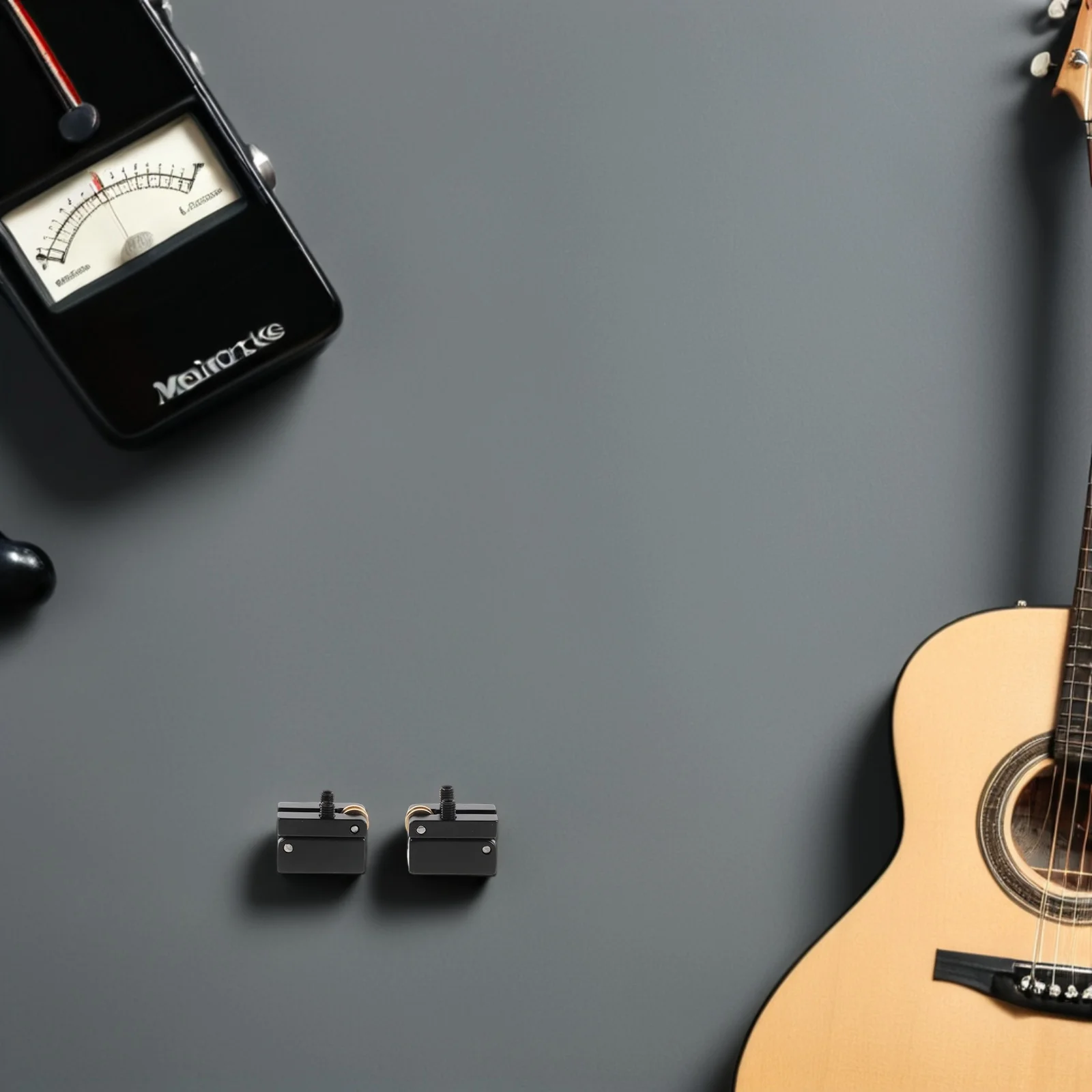 

2Pcs Guitar Bridge Saddles Headless Electric Guitar Roller Saddles Tremolo System Stable Tuning Replacement Parts