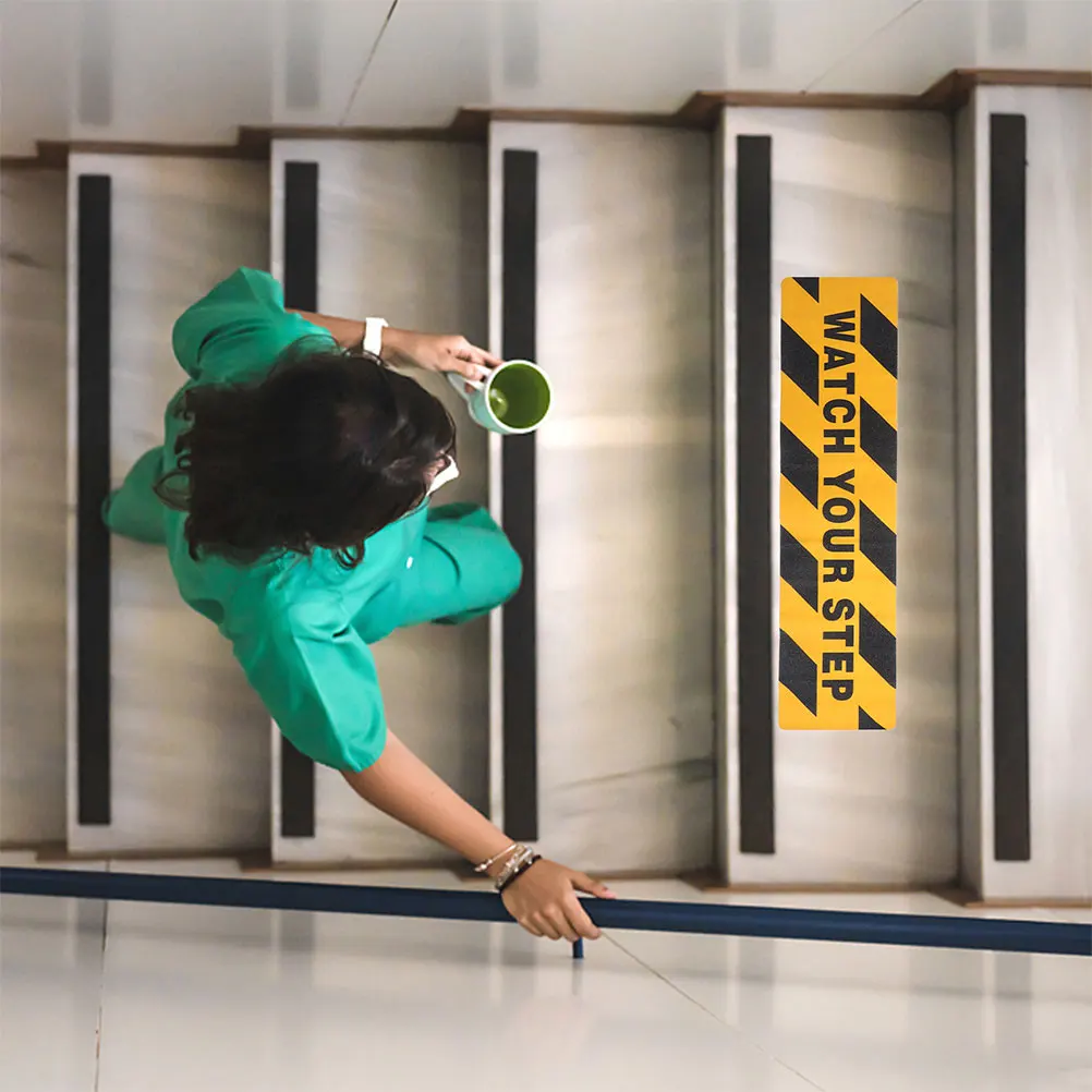 

4 шт. Нескользящая клейкая лента для пола, светоотражающие прокладки из ПВХ, против лестниц, на открытом воздухе