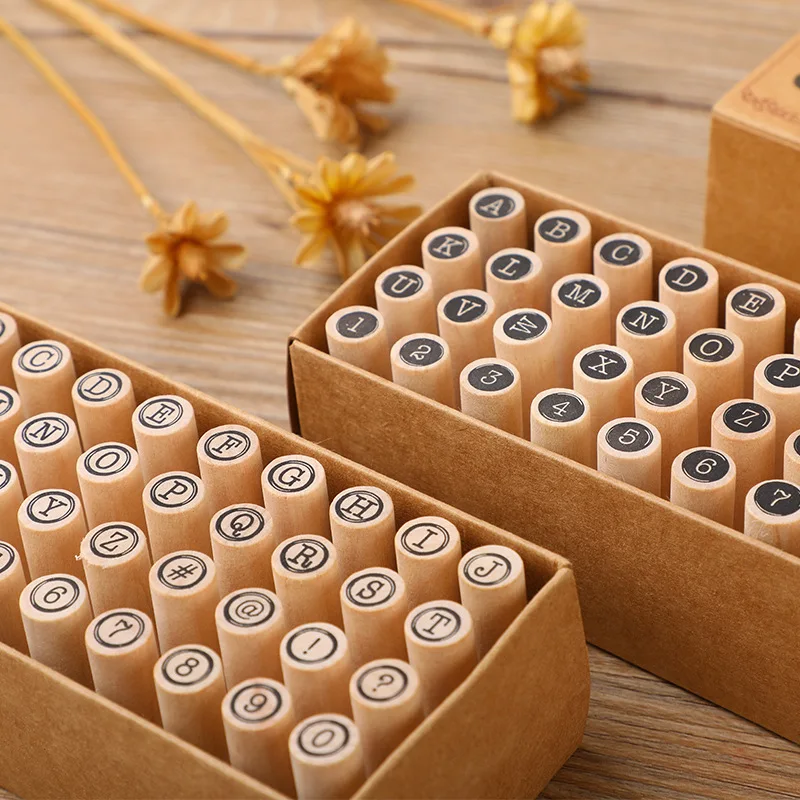 

Creative Wooden Letter Cylindrical Seal, DIY Handbook Diary Decoration, English Series Seals, 2 Choices, 40 PCs