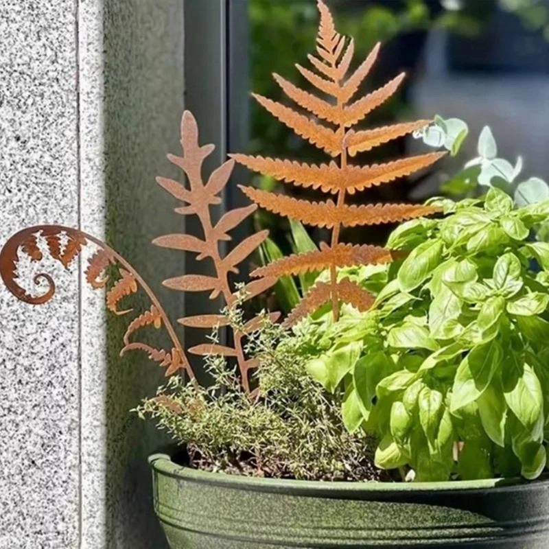 Rusty Stake Leaves Statue Rusted Leaves Shaped Figurines Plant for Indoor and Outdoor Sculpture Decors C5AD