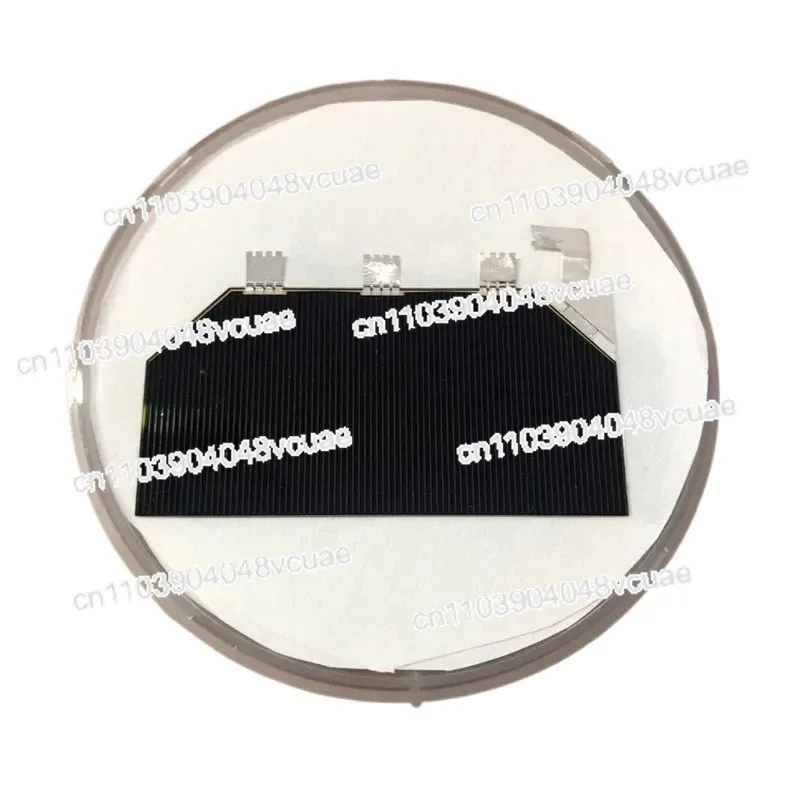 

Солнечная батарея с тройным соединением на 30% эффективности (ламинат 4*8 см)