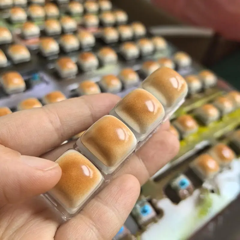 Llavero Antiestrés con Tecla de Pan [E] para Aliviar el Estrés, Botón de Teclado Mecánico, Descompresor de Dedos