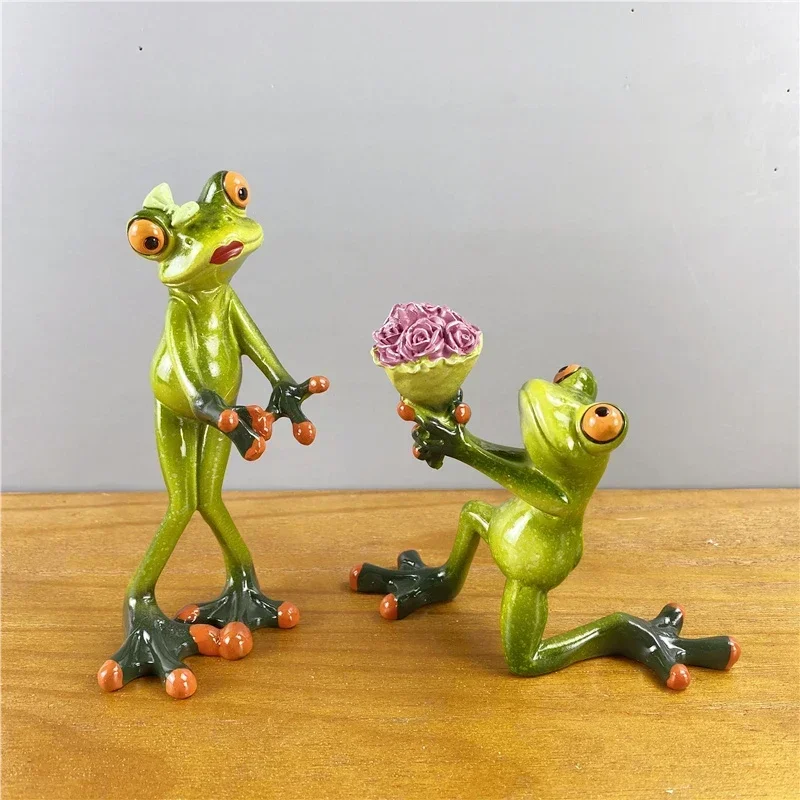 15cm Resin Proposal Send Flowers Leggy Couple Frog Figurines Creative Animal Valentine's Day Present Home Desk Decor