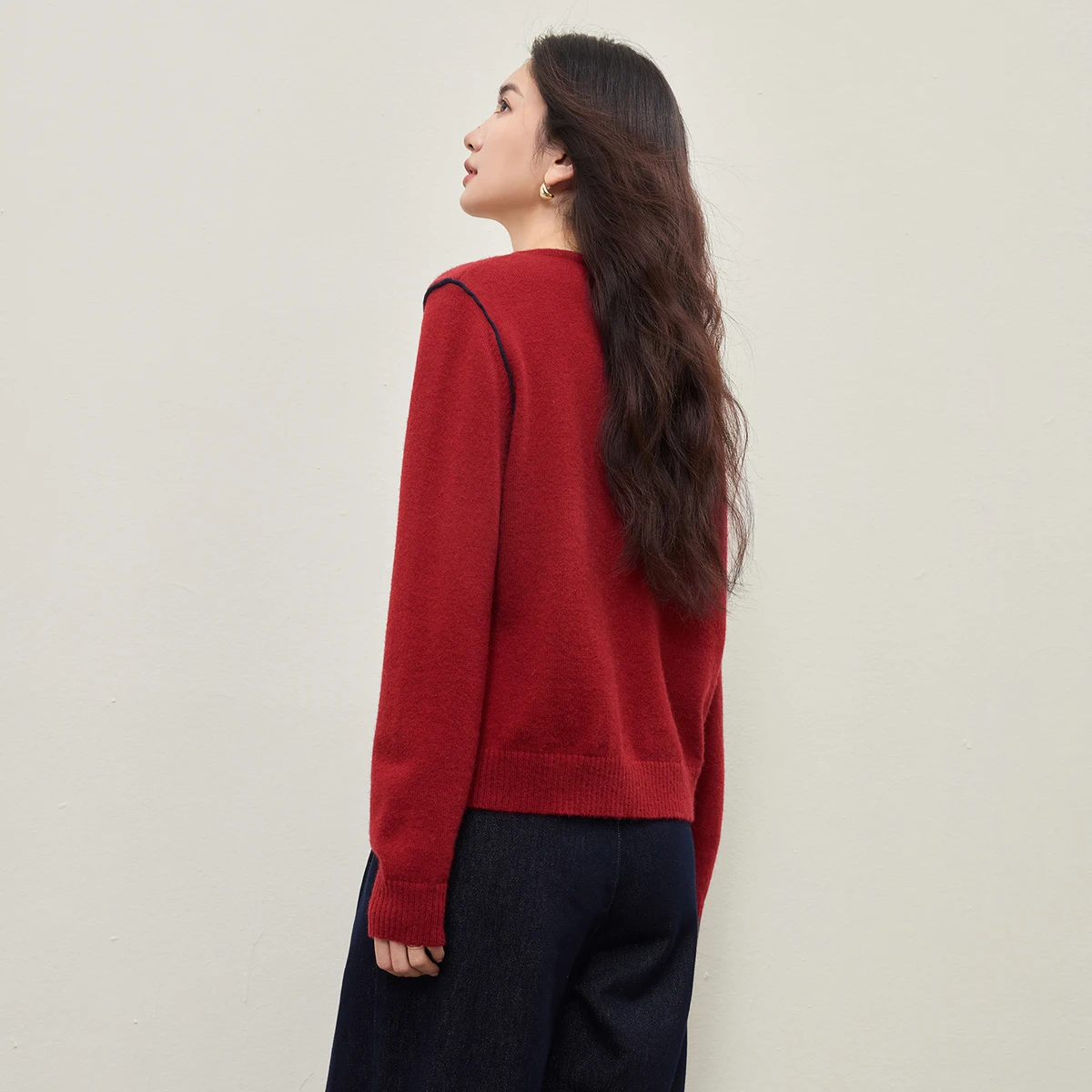 سترة نسائية مطرزة متباينة من SENTUBILA سترات شتوية غير رسمية برقبة دائرية ملابس نسائية محبوكة فضفاضة W54ED4972