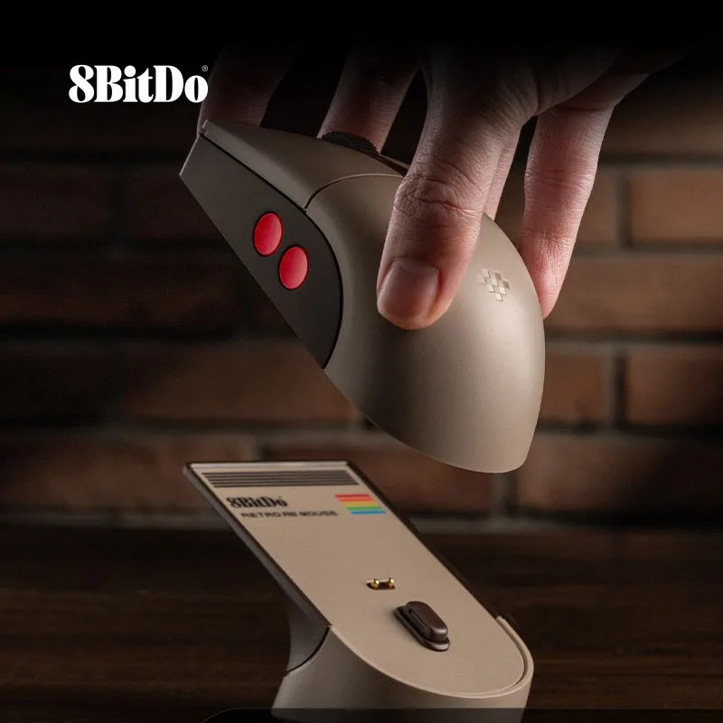 8Bitdo Retro R8-C64…