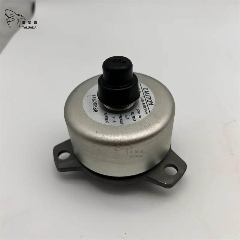 Untuk filter napas hidrolik EC55 EC60 EC140 EC210 EC360B EC380 EC480 penutup tangki minyak katup penyaring pernapasan Valve