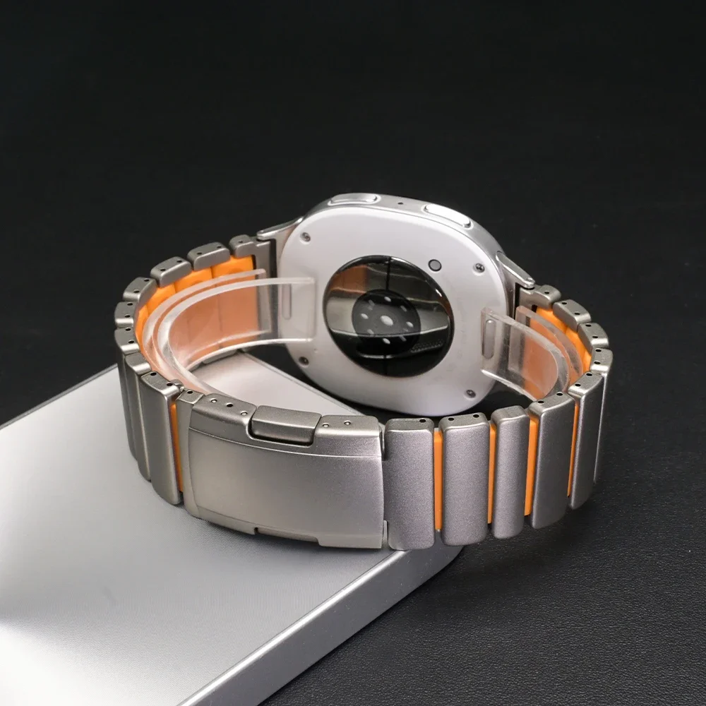 سوار تيتانيوم فاخر لساعة سامسونج جالاكسي الترا 2025 47 ملم حزام معصم مطاطي للرجال لساعة جالاكسي 8 كلاسيك 46 ملم 8 44 ملم 40 ملم #4