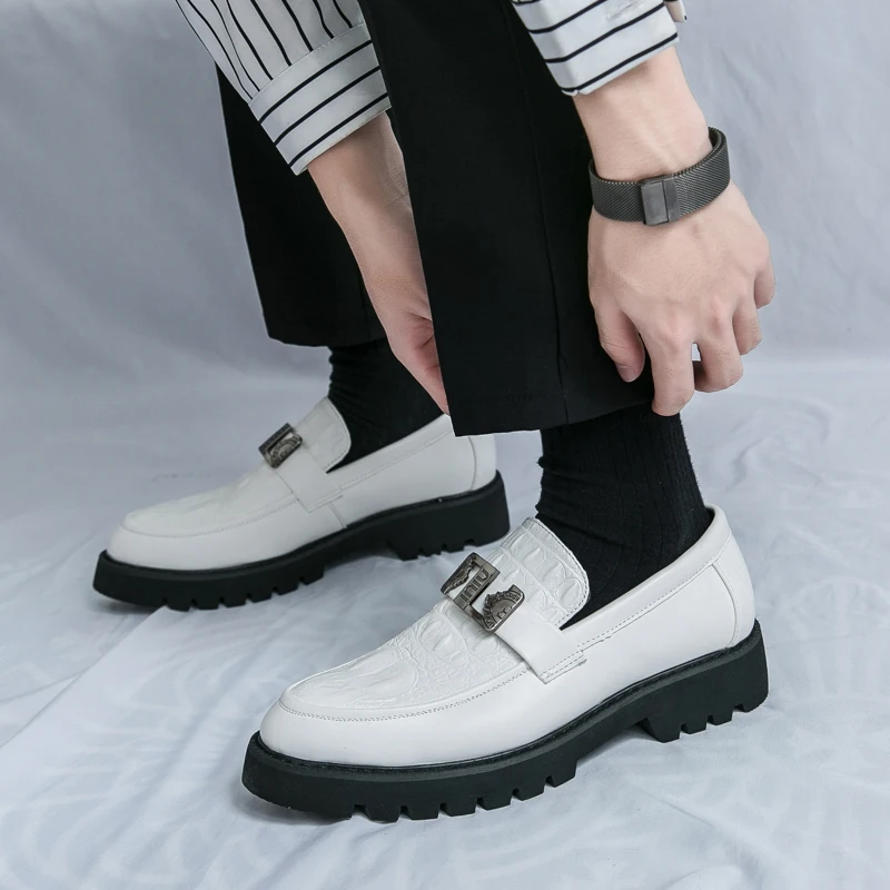 2025 S/A New British Street Style Leather Loafers For Men\'s White Black Hombre Dress Casual Height Increasing Shoes Lager Size