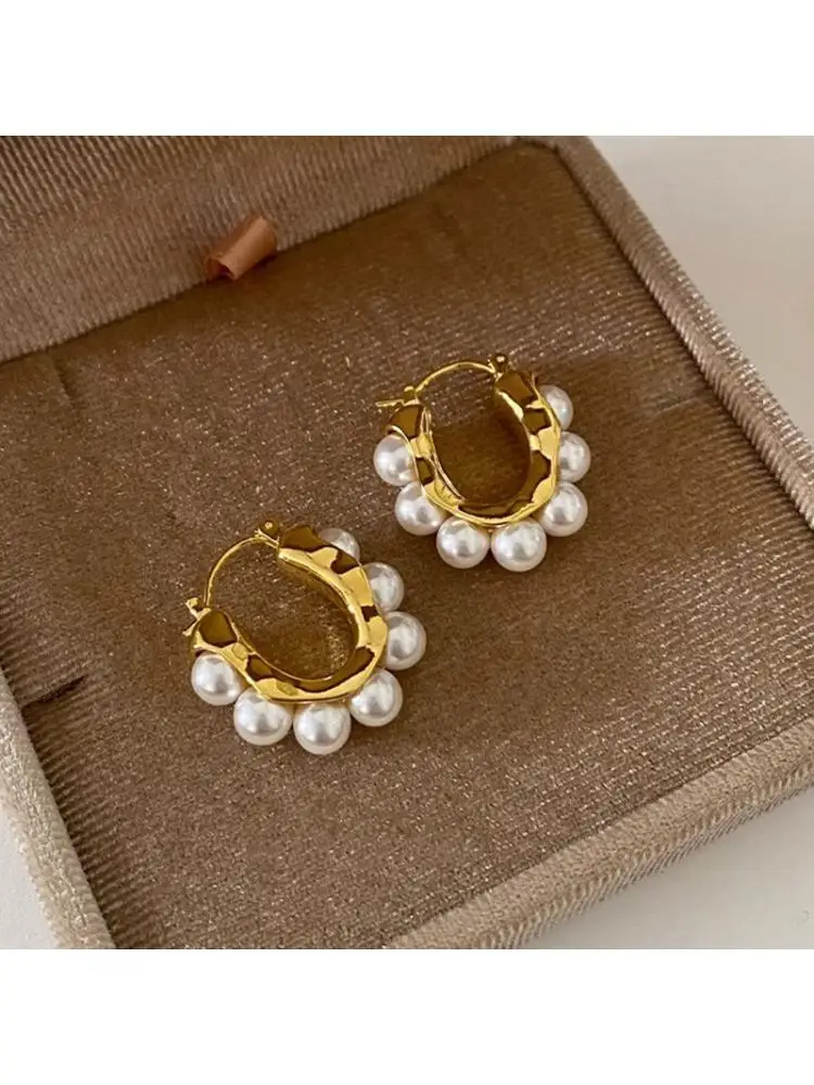 2023 New Arrival Retro Elegant Imitation Pearl Oval Hoop Earrings For Women Fashion Classic Geometric Jewelry Gifts