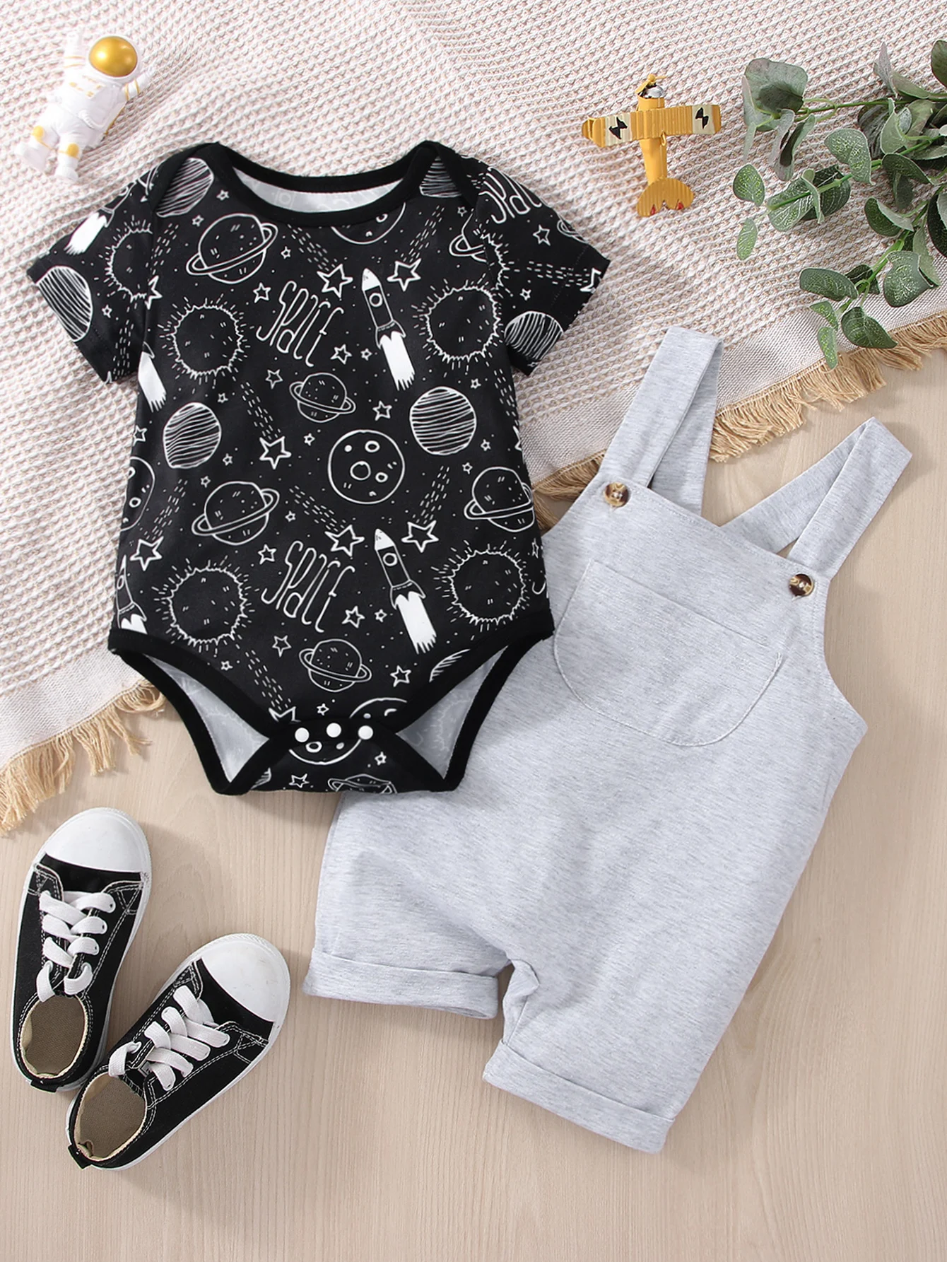 Adorable Outfit for Your Little Astronaut: Baby Boys\' Planet Space Print Romper & Solid Bib Shorts Set