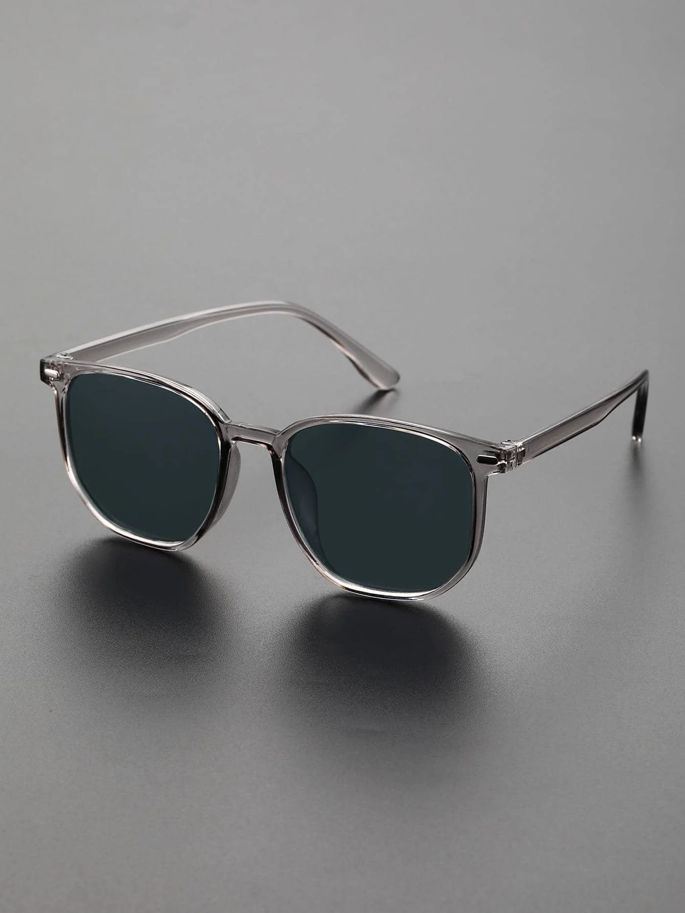 1PC Unisex Geometric Frame Classic Plastic Casual Sunglasses For Outdoor Travel Accessories