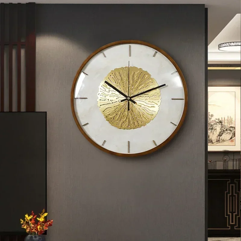 

New Chinese walnut light luxury living room wall clock atmospheric home fashion clock modern creative wall clock