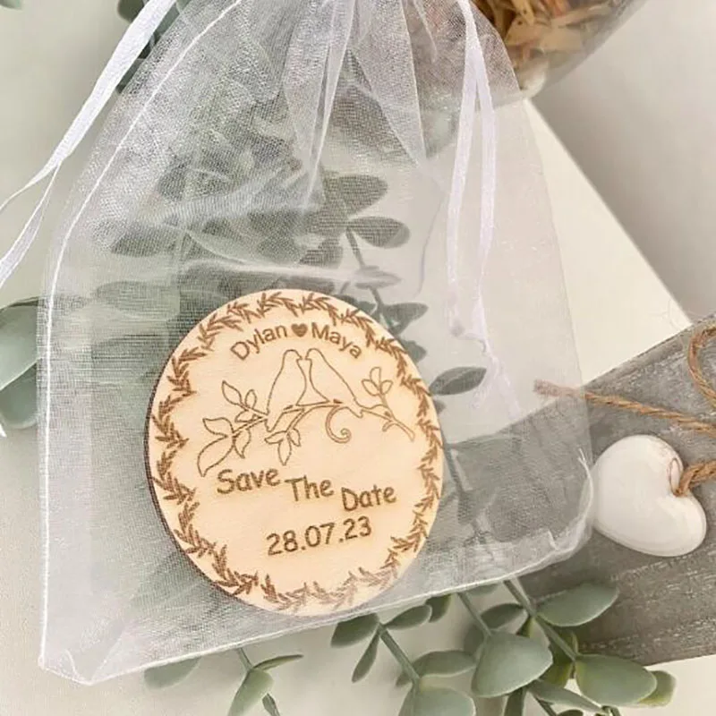 Magnete da sposa rustico personalizzato, salva la data, magnete da frigorifero in legno, accessorio per invito a nozze per gli ospiti, bomboniera