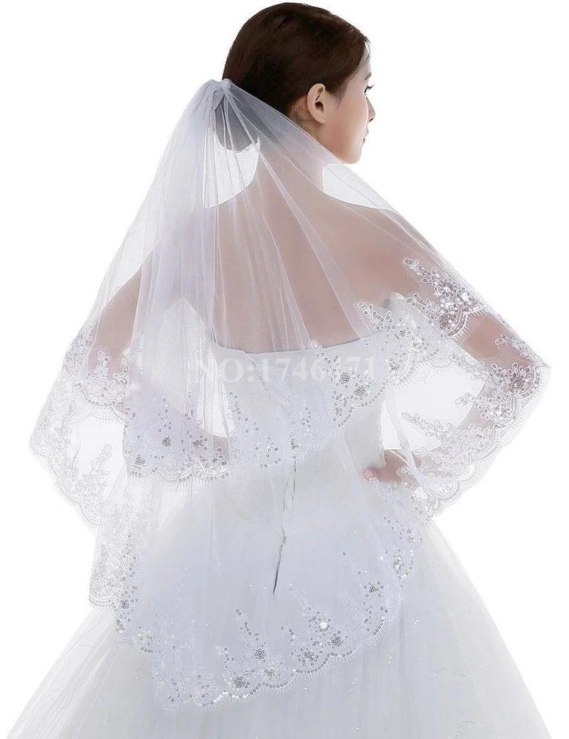 Hot Koop Velos De Novia 2 Lagen Kant Zilver Bekleed Kralen Edge Vingertop Lengte Bridal Pailletten Bruiloft Sluier Met Kam