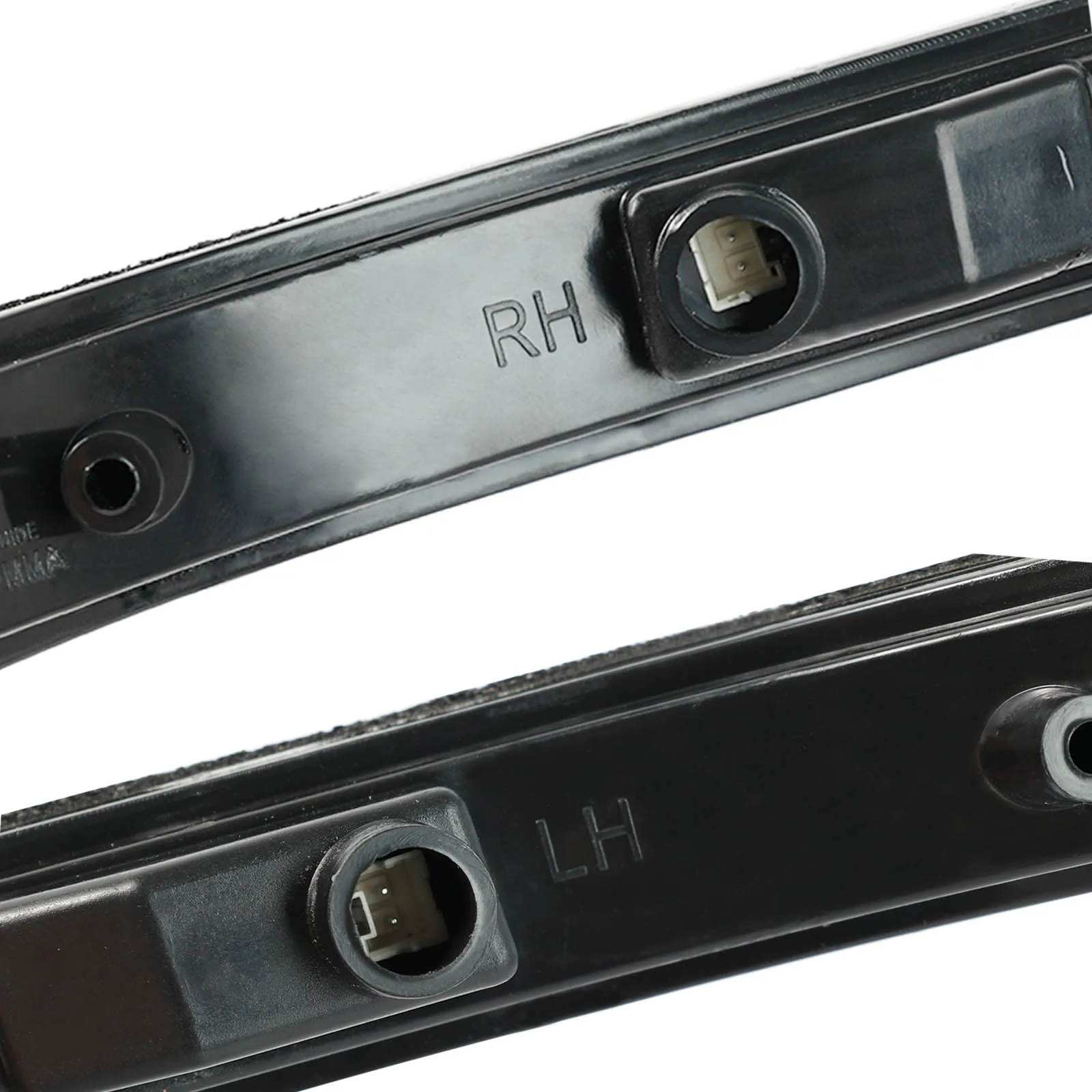 

Указатель поворота (повторитель) в зеркале заднего вида для Kia Rio Mk3 2012-16, Pride 2011-16, Rio Sport 2011-16. Тюнинг.