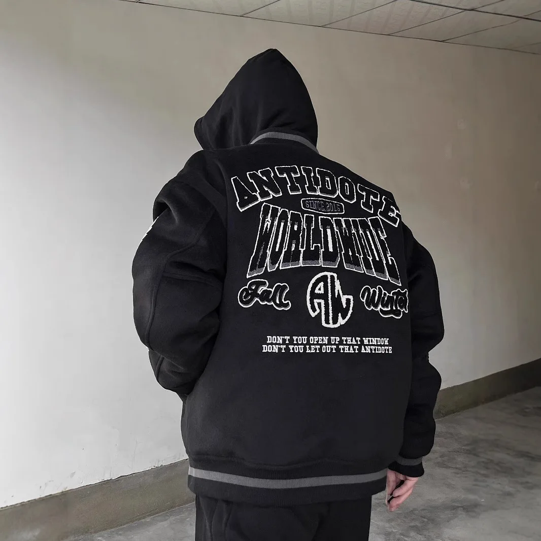 

2025 New Embroidered Retro Baseball Uniform Street Couple Loose Jacket American Heavy Industry Y2k Jacket Winter Jacket Men
