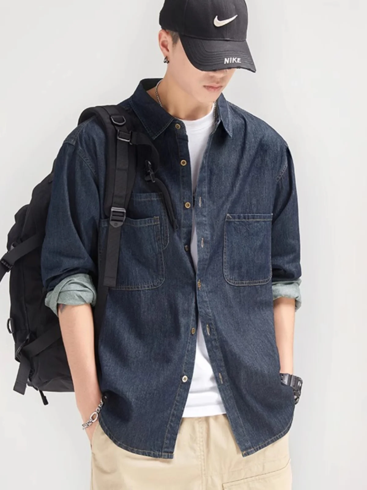 Americano clássico azul escuro bonito macio denim camisa casual masculina outono ligeiramente solto ferramentas camisa de manga comprida jaqueta masculina