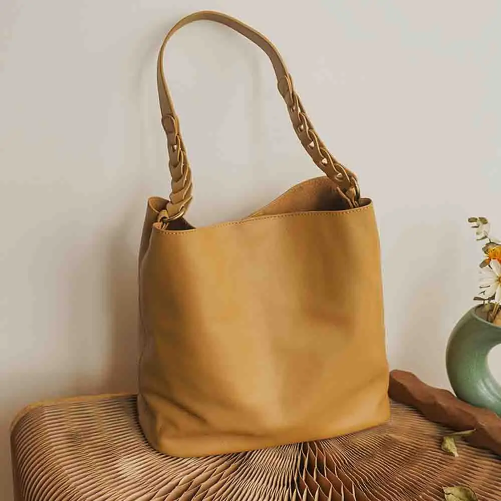 Soft Women Handbag Luxury Top Plant Tanned Cow Leather Handbag Retro Solid Ladies Bucket High Quality Tote 2023 New