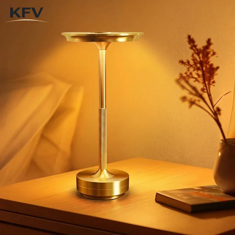 KFV Dekorative LED-Schreibtischlampe aus Aluminiumlegierung, Retro-Tischlampe mit Touch-Dimmfunktion, wiederaufladbare Atmosphären-Schreibtischleuchte für Cafés tischleuchte lampe tisch светильник