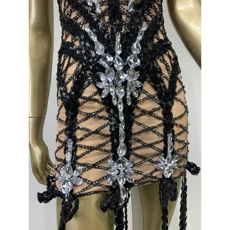 Luxus Funkelnde Diamant Dame Sexy Mini Kleid Lange Quaste Ärmellose Prom Abend Party Kleid Leistung Nachtclub Bühne Kostüme