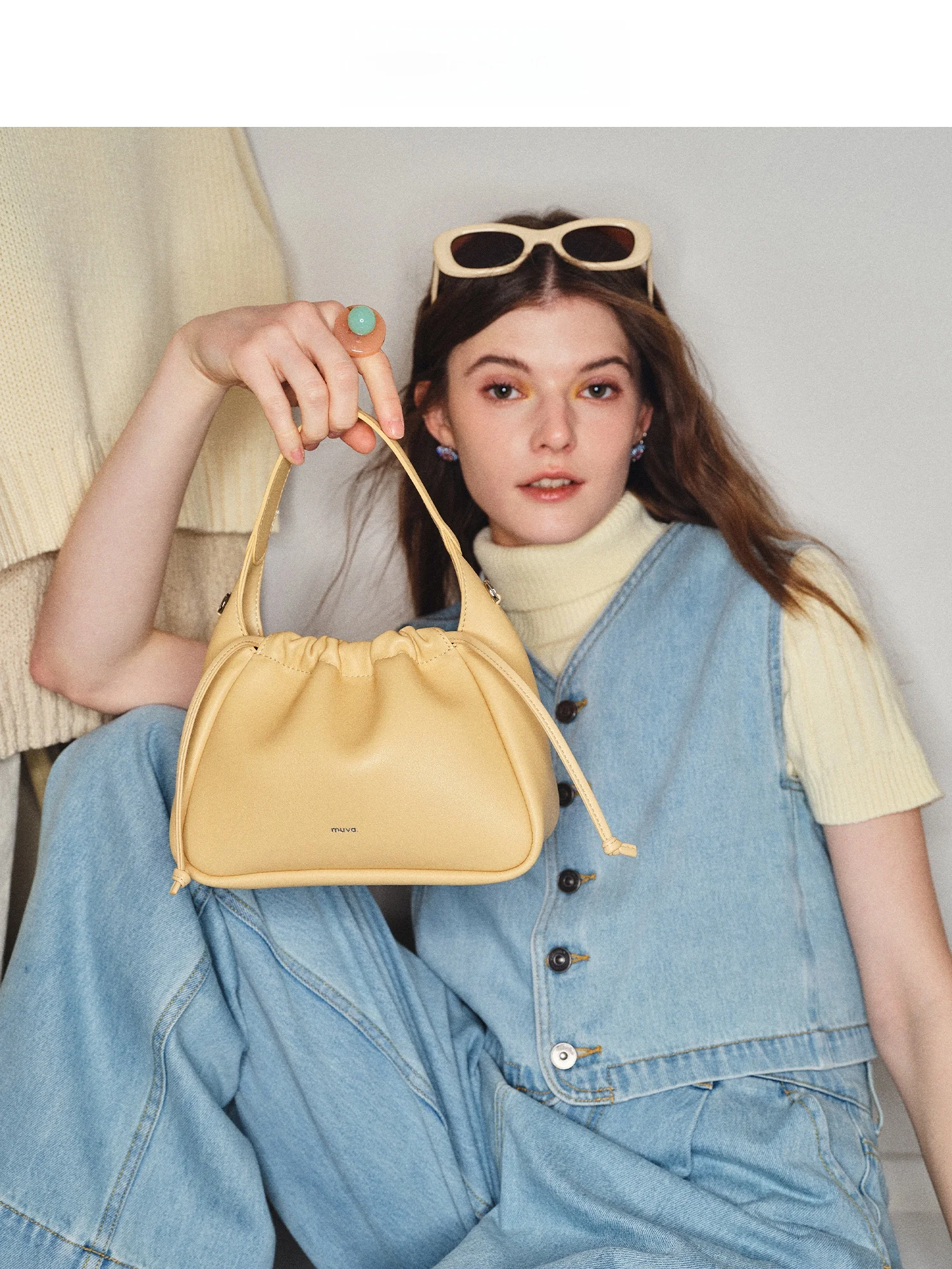 

Muva Soft Leather Cloud Bag Women's Crossbody Bag Folded High-End Feeling Handbag Ladies 2024 New Model Bucket Shape Handbag