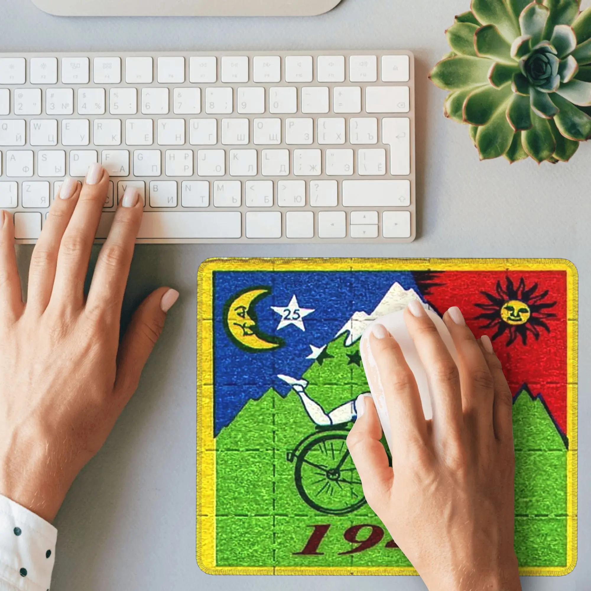 

Bicycle Day Lsd Blotter Art Tab Коврик для мыши Компьютерная клавиатура Коврик для мыши Игровой ПК Ноутбук Настольный коврик Офисные настольные коврики