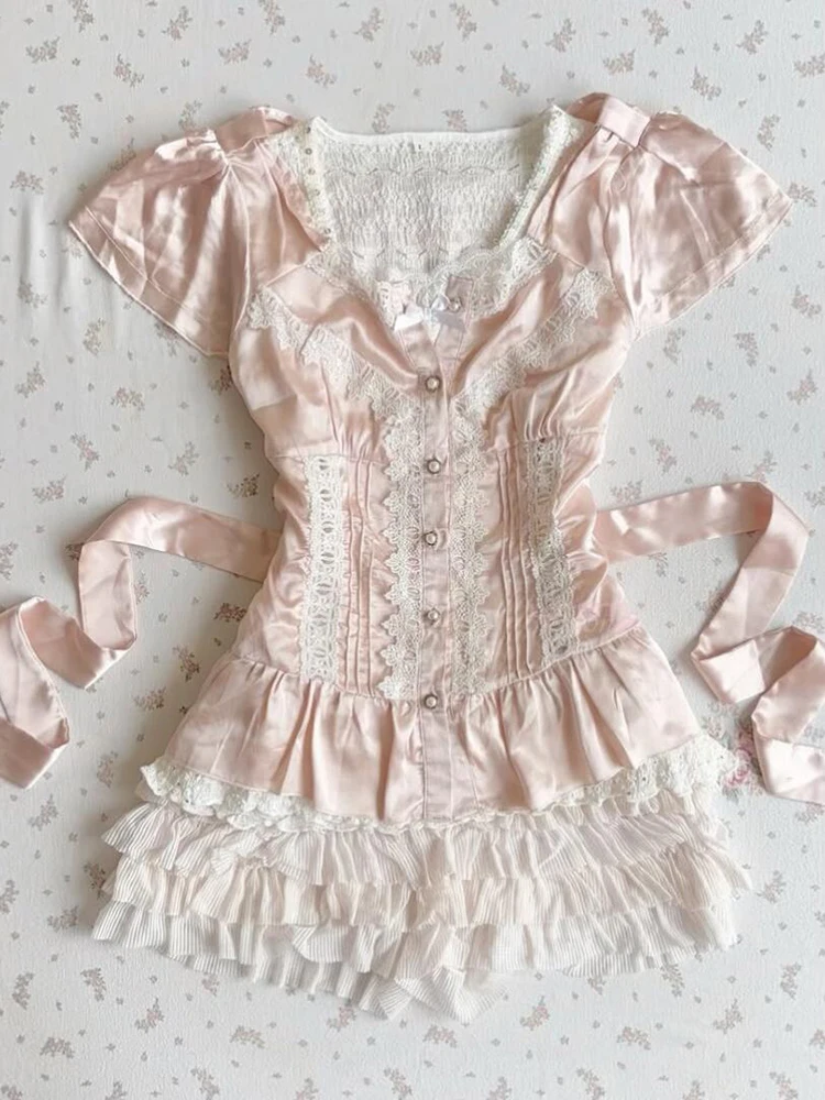 

Retro Splice Lace V-neck Bubble Sleeve Waist-cinching Shirt Women Summer Sweet Style Cotton Blend Casual Button-up Top
