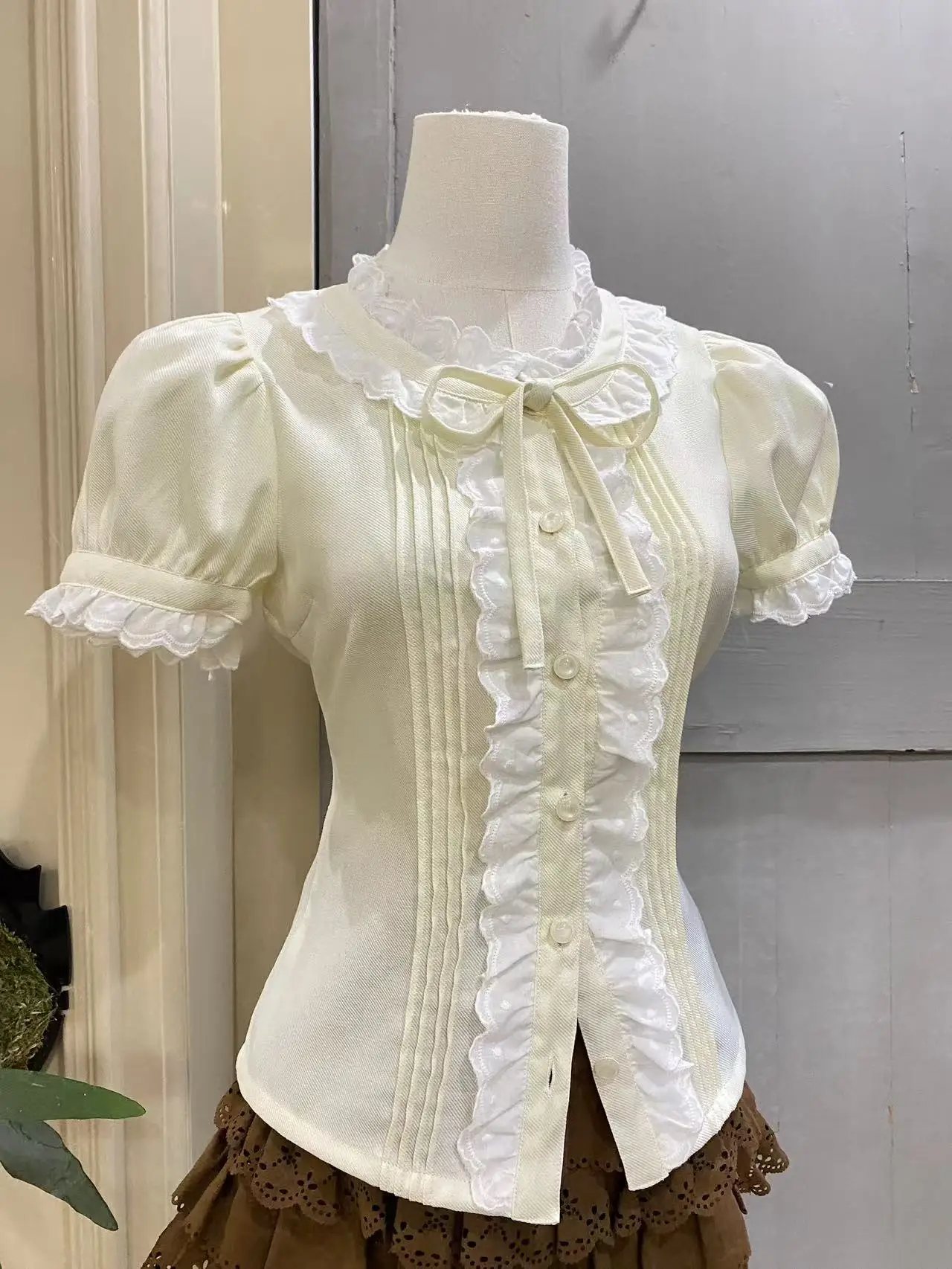 Japanese New Spring Summer Women's Short Sleeve Blosues Elegant Ruffles Peter Pan Collar Lolita Top Sweet Princess Girls Shirts