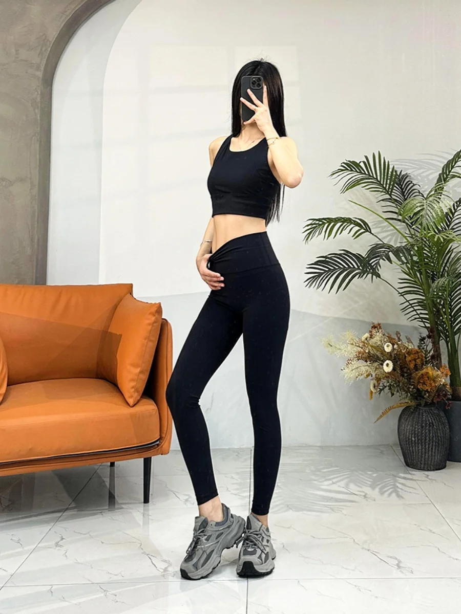 Set Pantaloni Yoga Anti-Cedimento per Fitness e Corsa, Canotta Elastica e Pantaloni da Donna in Nylon Spandex, Collezione Estate 2024