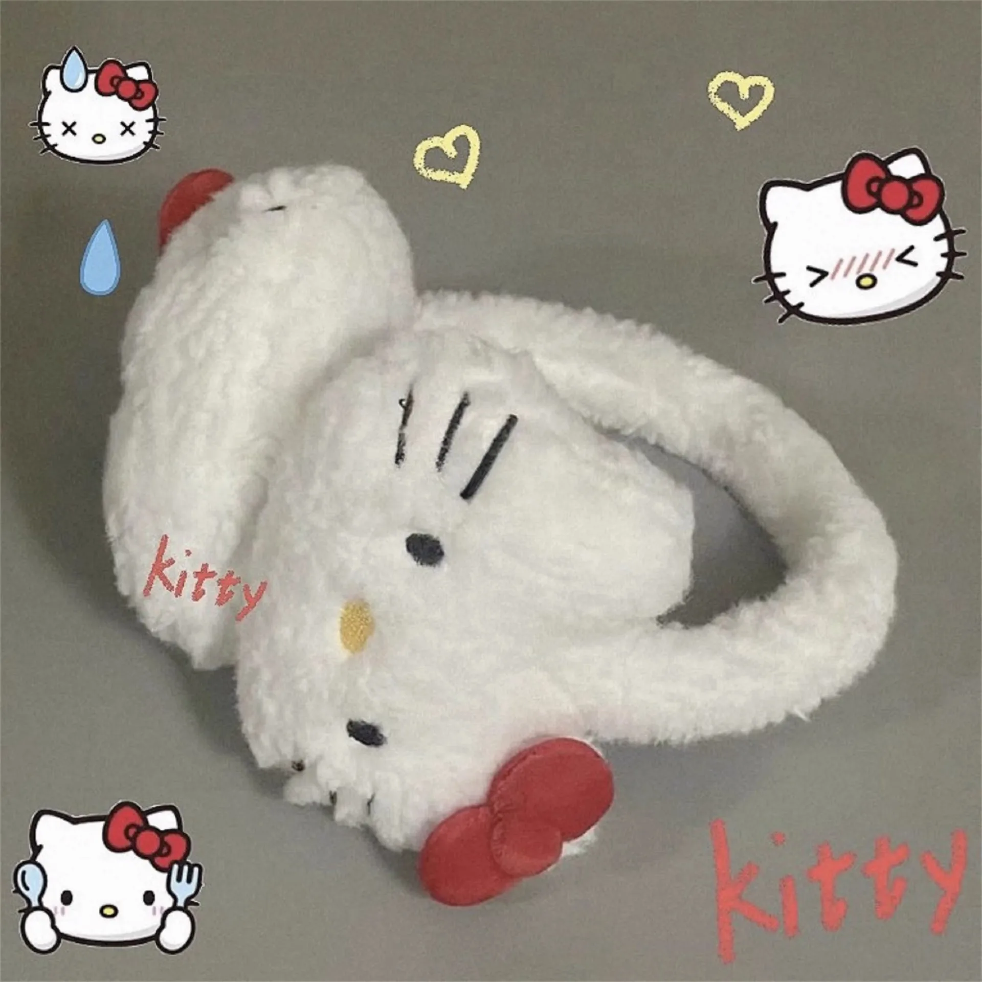 Orejeras Kawaii Sanrio HelloKitty de dibujos animados de Anime para mujer, calentadores de orejas de corazón de felpa cálidos y versátiles para invierno, regalo de Navidad