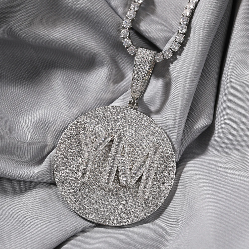 

UWIN Customized Medallion with Baguettecz Name Pendant Necklace Fashion Jewelry for Rappers Personalized Jewelry