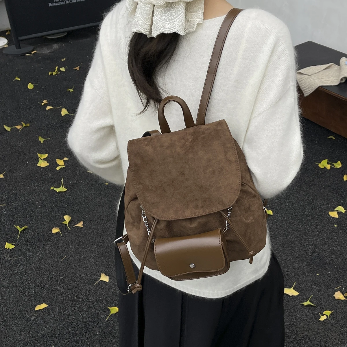 Retro College-Stil Rucksack für Damen, Neues Herbst- und Wintermodell 2026, Luxuriöser Nischen-High-End Kleiner Rucksack für Studentinnen für Schule und Pendeln