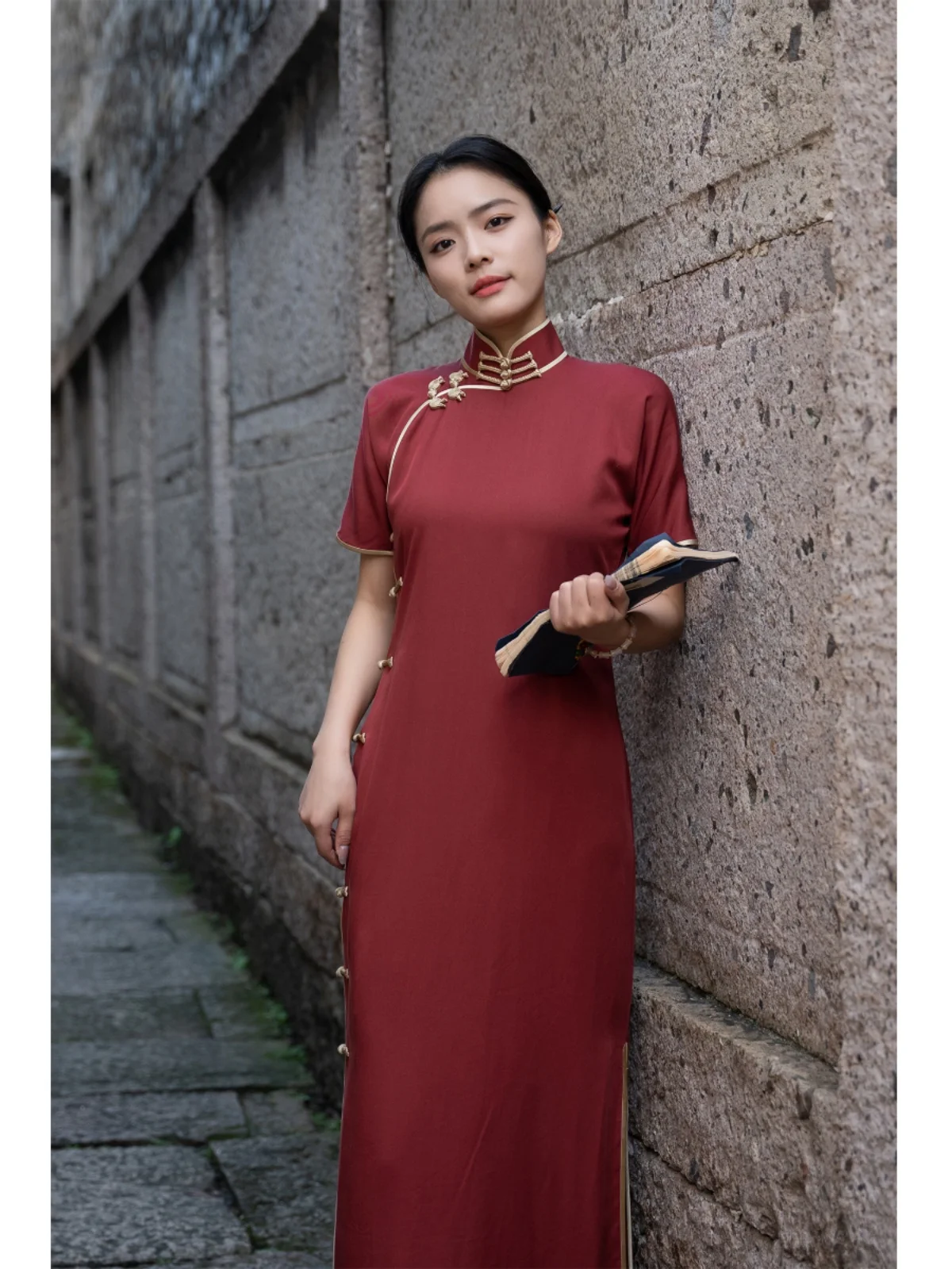 

Шелковая блузка с низким разрезом, повседневная, винтажная, красная, с диагональным узором, свободного кроя, с круглым вырезом, в китайском стиле...