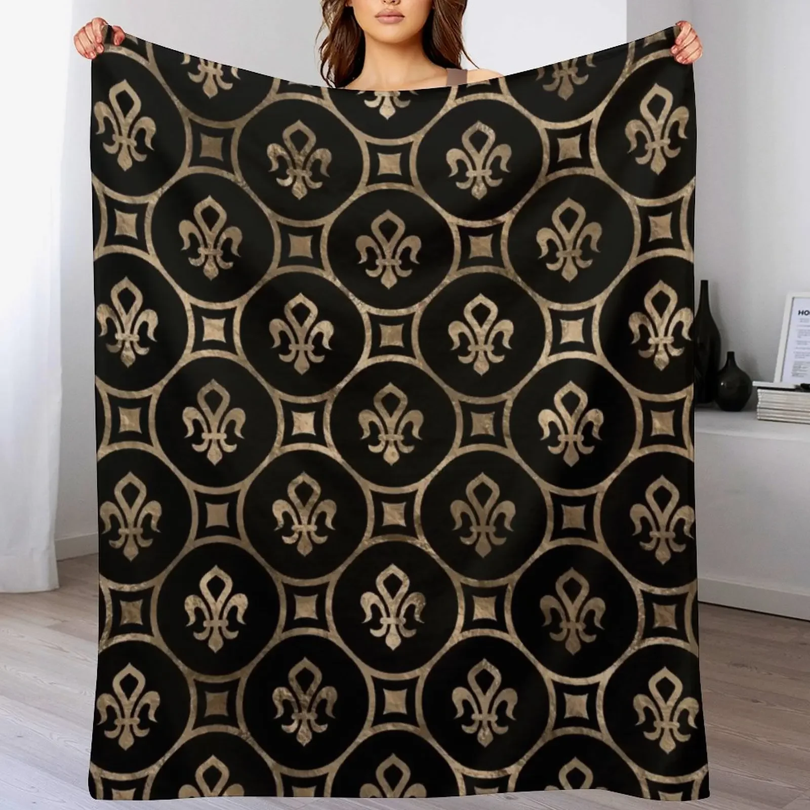 

Fleur-de-lis pattern - Black and Gold Throw Blanket Luxury Large Winter beds Giant Sofa Blankets