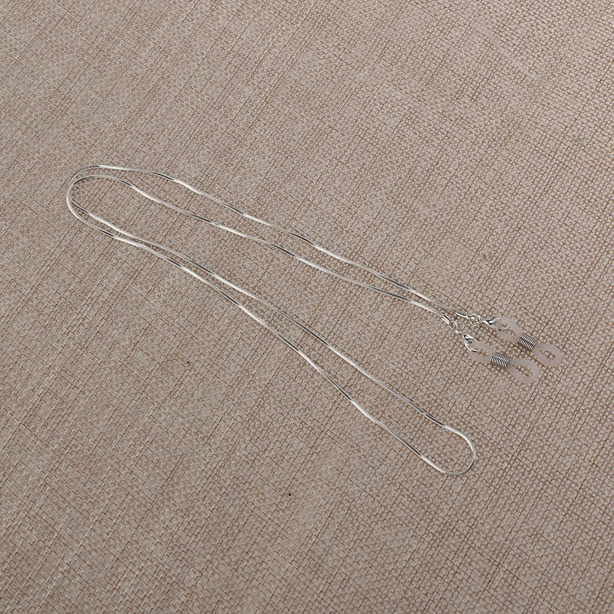 

70Cm Copper Eyeglass Chain Silver Non Slip Adjustable Silicone Ends Metal Coil Sunglasses Neck Strap Holder Fashion Accessory