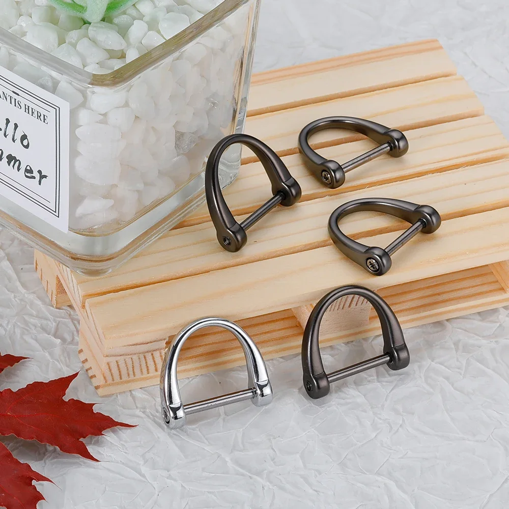 100pcs Horseshoe Clasp Metal Car Key Ring Horseshoe Buckle Zinc Alloy D-Type Buckle Metal Hardware Simple Practical Accessories