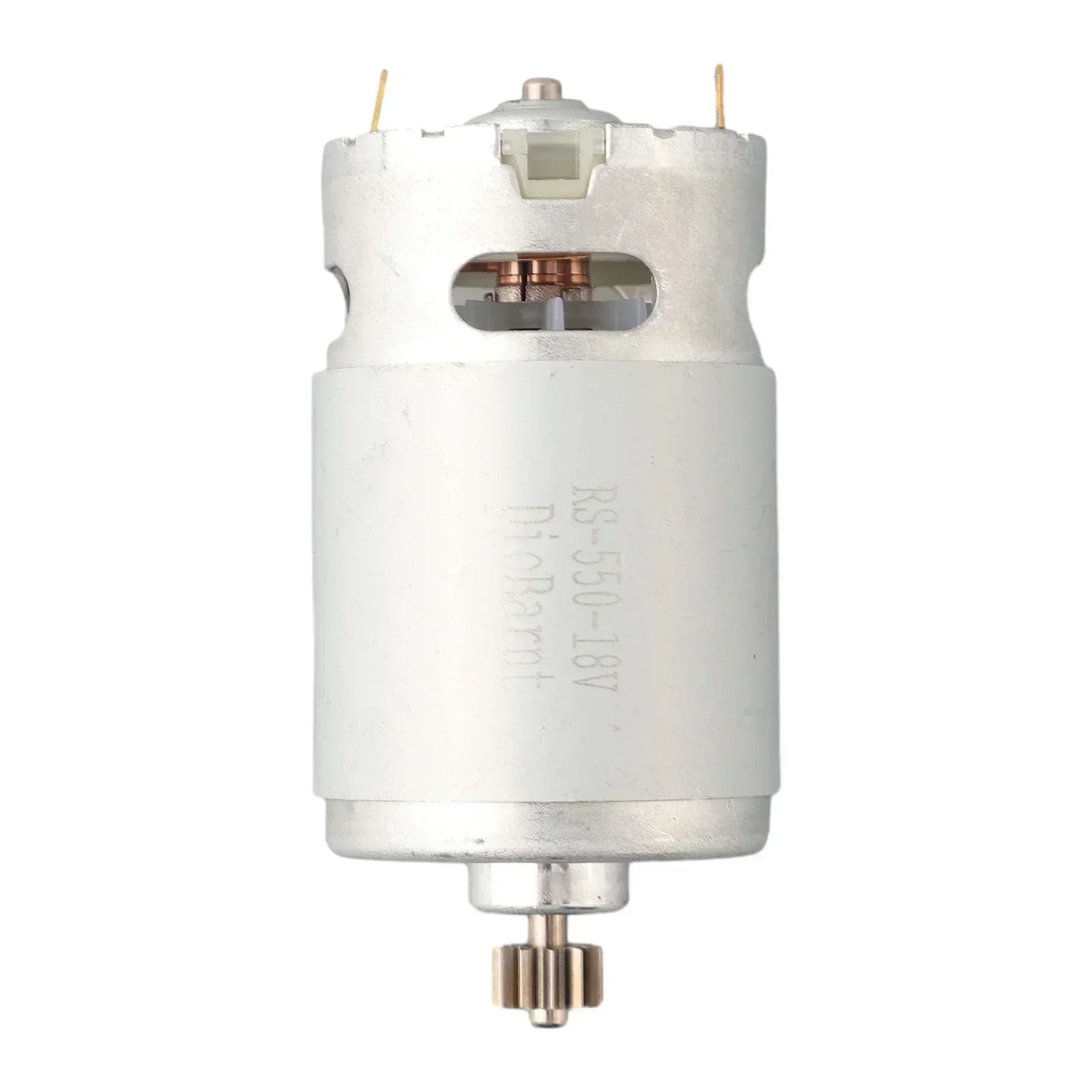 Modelo Inovador RS550: Um Motor DC Eficiente de Dupla Velocidade Funcionando com uma Tensão de Operação de 18V e uma Rotação Máxima de até 27500 RPM.